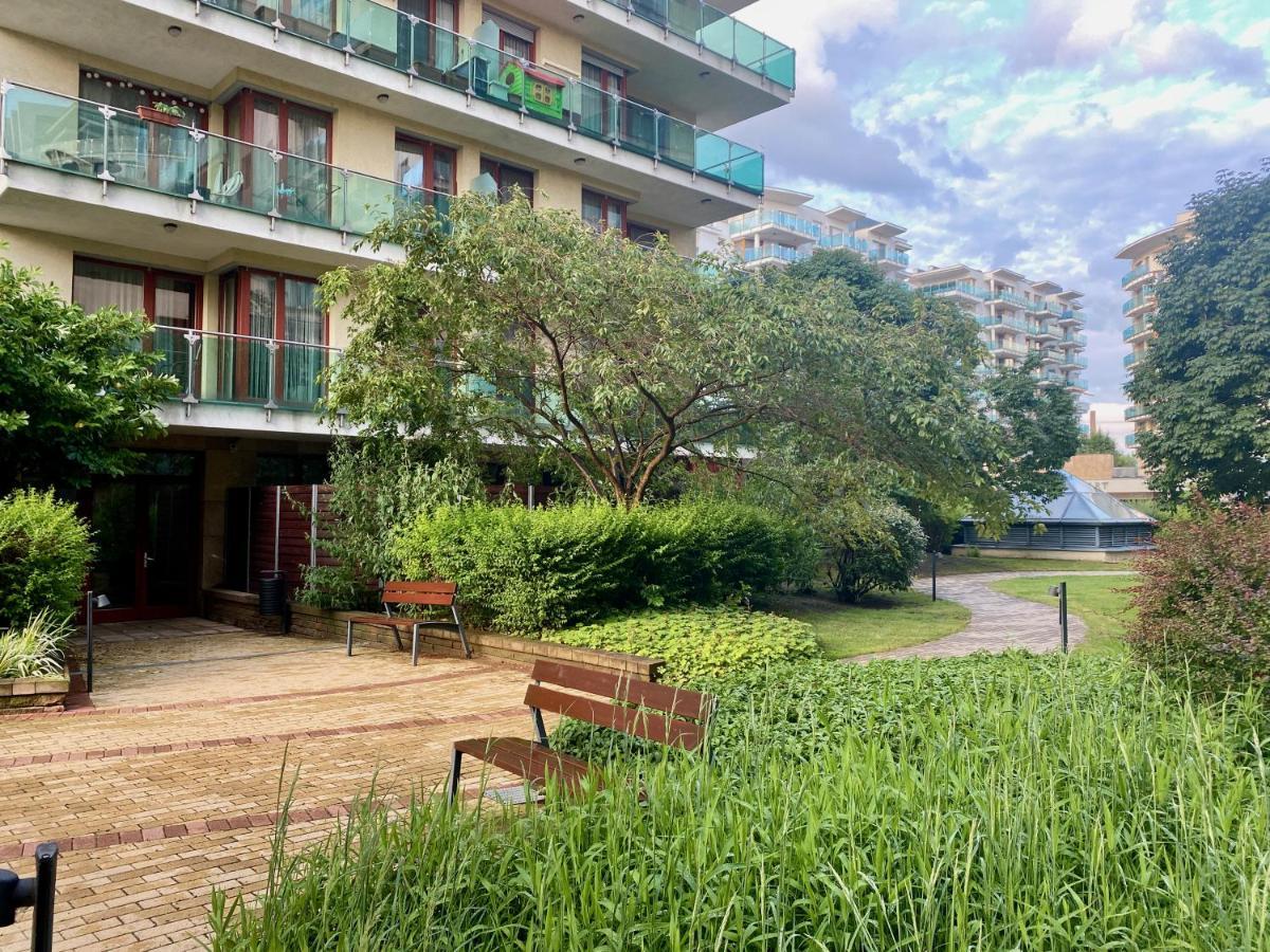 Marina Panorama Apartment & Garage Budapest Extérieur photo
